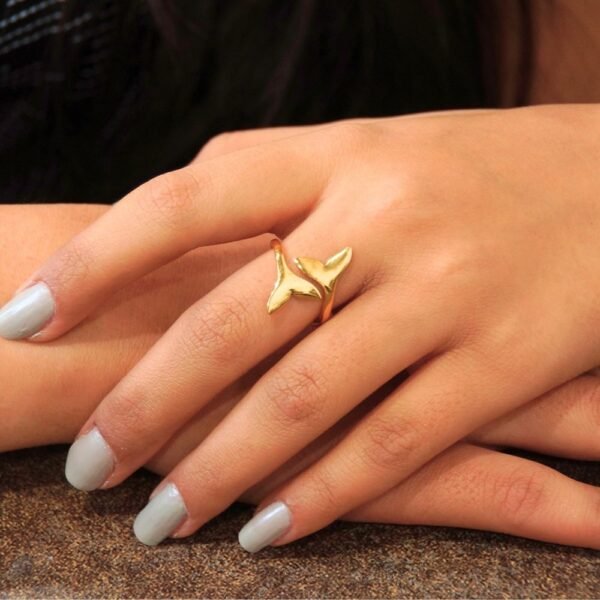 Whale tail Adjustable Brass Ring