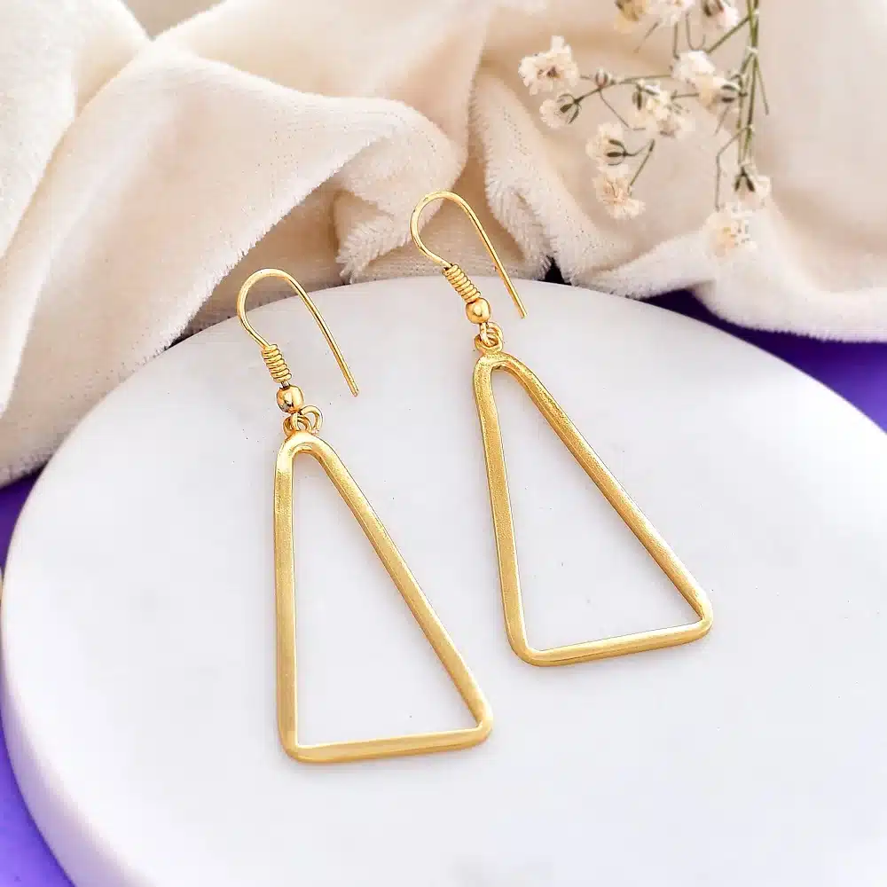 Large Geometric Triangle Shape Earrings - Gold - Auriste