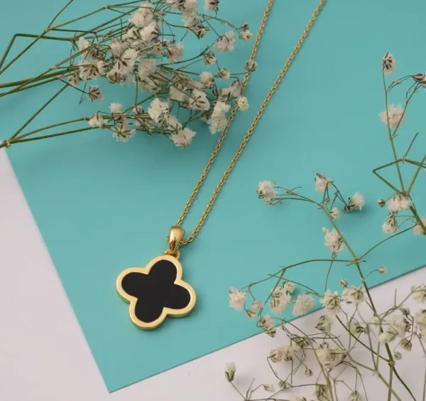 Dainty Four Leaf Clover Necklace – Black Colour