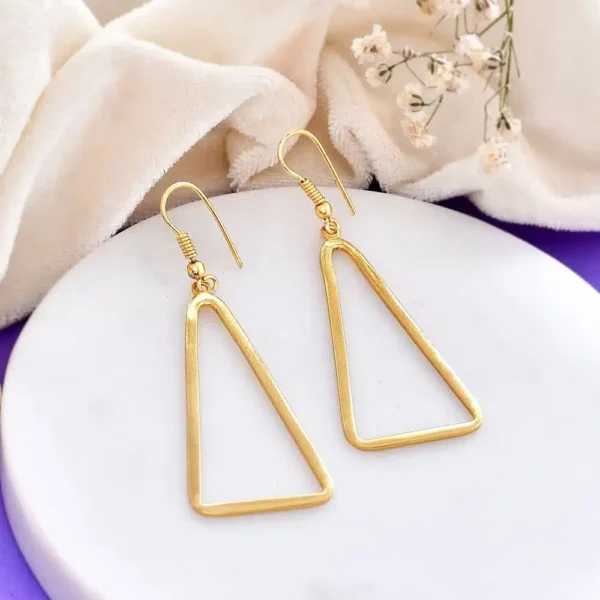 Large Geometric Triangle Shape Earrings – Gold
